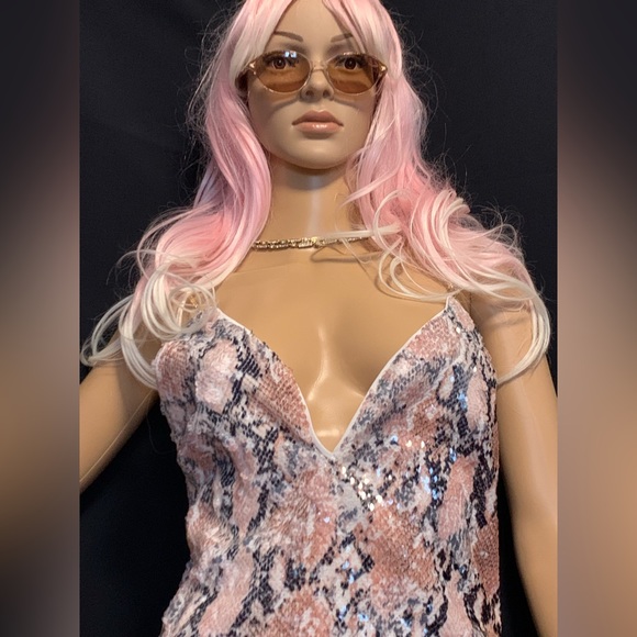 Stunning sequin dress with goldtone chain straps!! - Picture 9 of 12